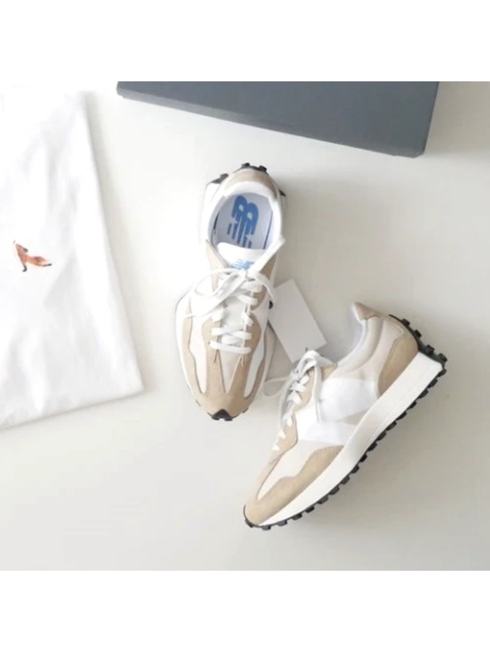 New Balance 327 Unisex Shoes - Picture 6 of 14